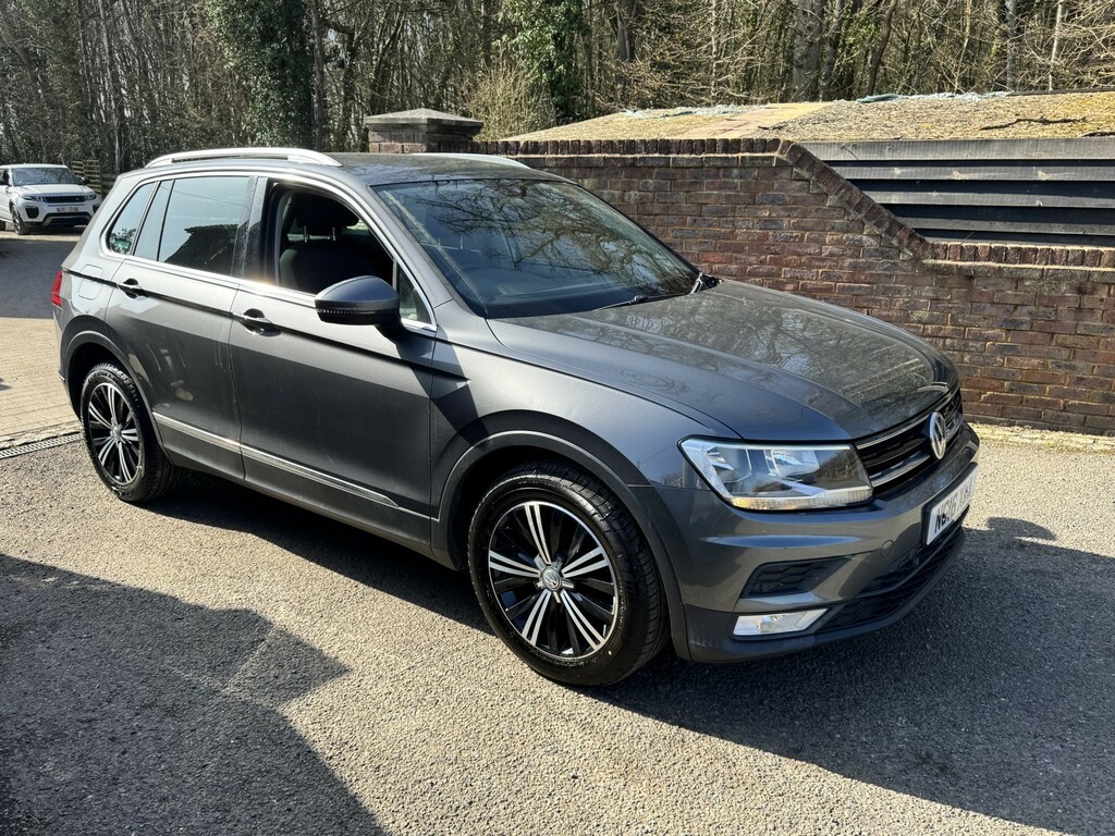 Volkswagen Tiguan Suv 2.0 Tdi Bluemotion Tech Se Navigation 201616 Grey