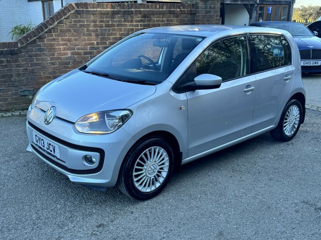 Volkswagen Up Hatchback 1.0 High Up 201313 Silver #3