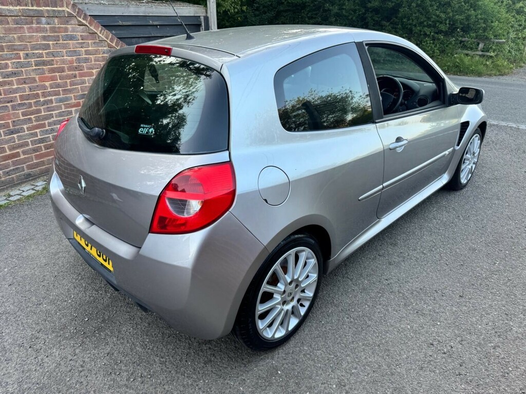 Renault Clio Initiale Gold #33