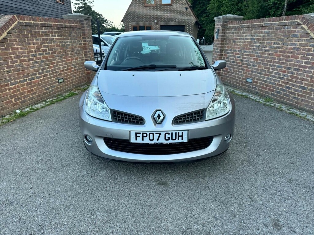 Renault Clio Initiale Gold #2