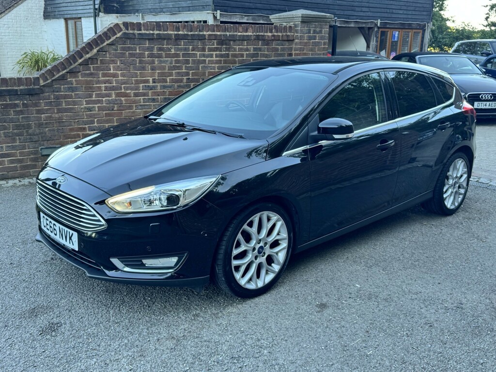 Ford Focus Hatchback 1.0 T Ecoboost Titanium X 201666 CE66NVK Black #3