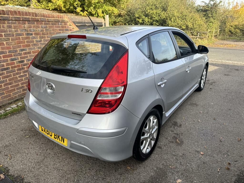 Hyundai I30 Hatchback 1.6 Crdi Comfort 201060 GX60BKN Silver #6