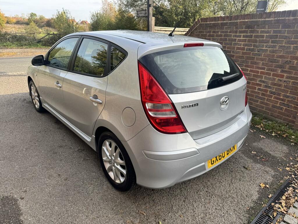 Hyundai I30 Hatchback 1.6 Crdi Comfort 201060 GX60BKN Silver #4
