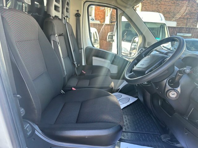 Peugeot Boxer 2.0 Bluehdi 335 Professional Panel Van White #22