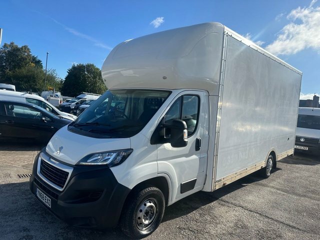 Peugeot Boxer 2.0 Blue Hdi 335 White