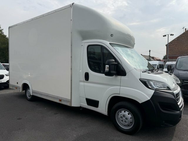 Peugeot Boxer 2.0 Bluehdi Luton 335 White #6