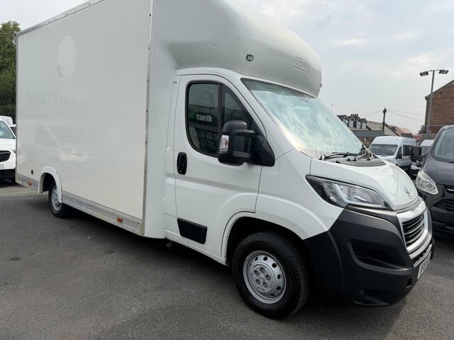 Peugeot Boxer 2.0 Bluehdi Luton 335 White #2