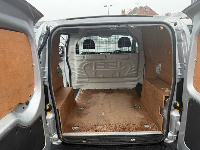 Peugeot Bipper Tepee Panel Van White #15