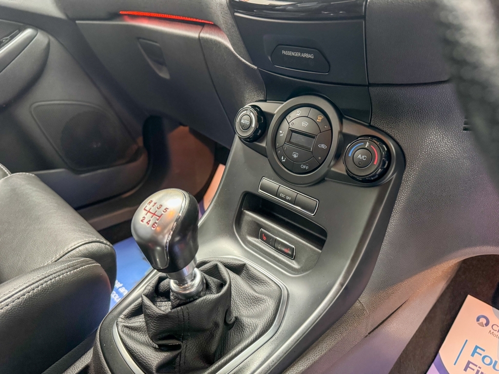 Ford Fiesta 1.0 Ecoboost Zetec White #23