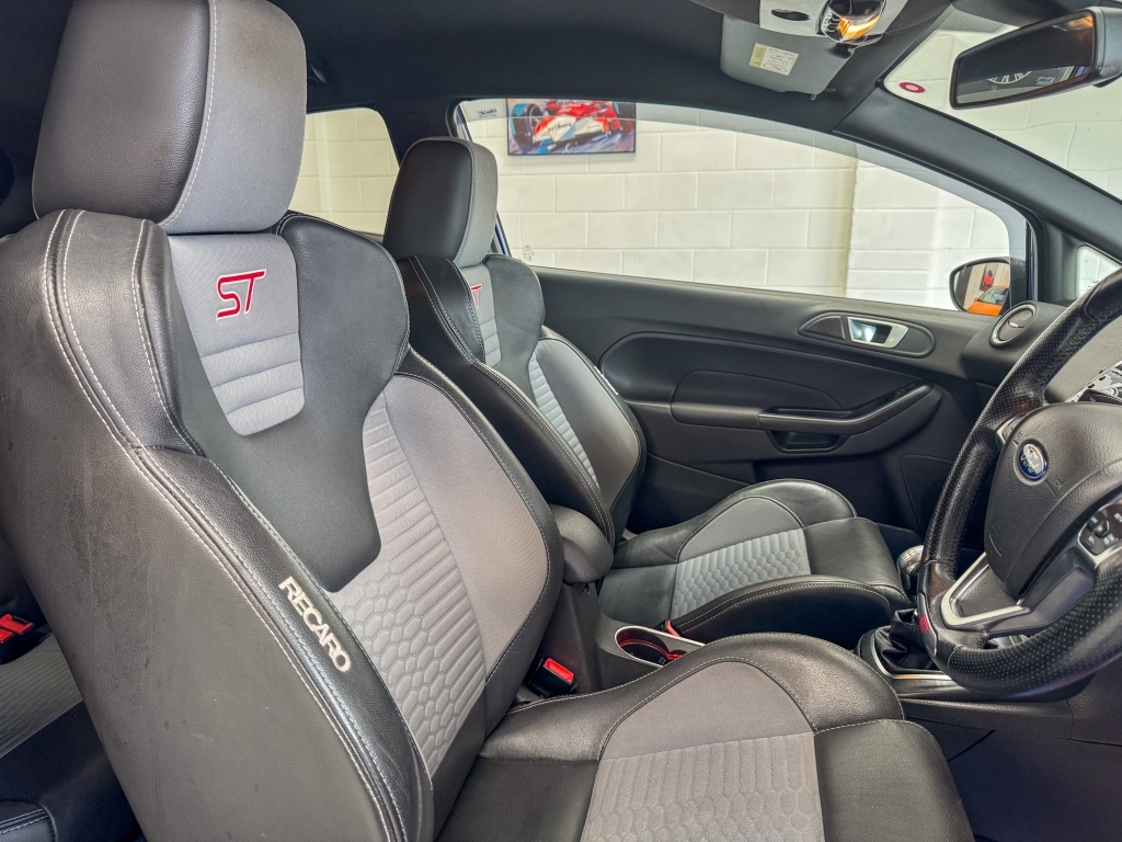 Ford Fiesta 1.0 Ecoboost Zetec White #16