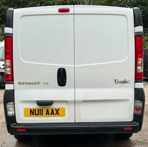 Renault Trafic Mpv Silver #10