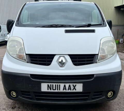 Renault Trafic Mpv Silver #23