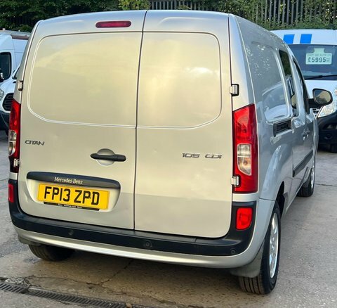 Mercedes-Benz CITAN Panel Van Blue #16