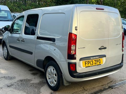 Mercedes-Benz CITAN Panel Van Blue #11