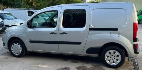 Mercedes-Benz CITAN Panel Van Blue #9