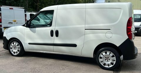 Fiat Doblo Panel Van White #18