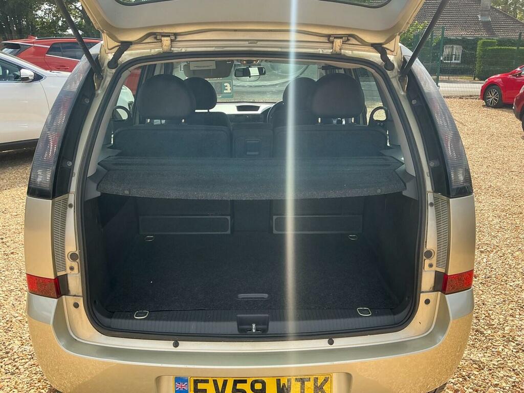 Vauxhall Meriva Active Plus Silver #10