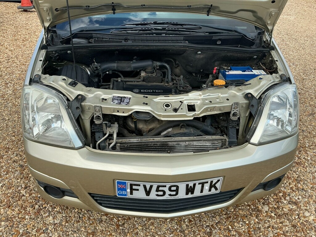 Vauxhall Meriva Active Plus Silver #19