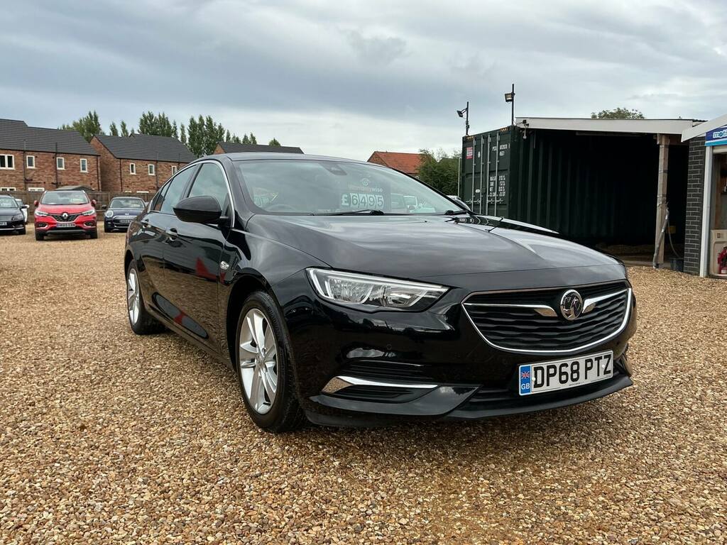 Vauxhall Insignia 1.6 Turbo D Ecotec Tech Line Nav Black