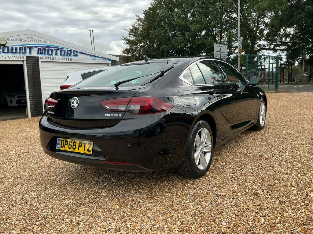 Vauxhall Insignia 1.6 Turbo D Ecotec Tech Line Nav Black #4
