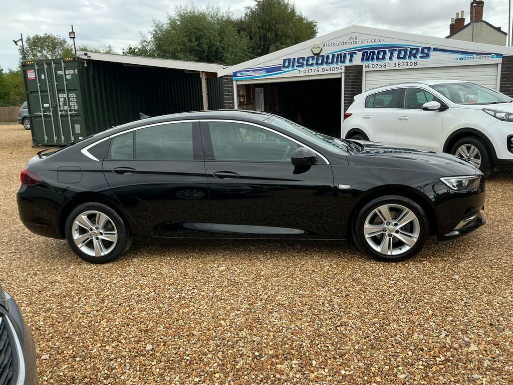 Vauxhall Insignia 1.6 Turbo D Ecotec Tech Line Nav Black #3