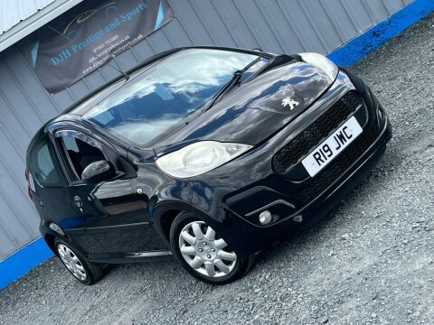 Peugeot 107 1.0 12V Active Black #2