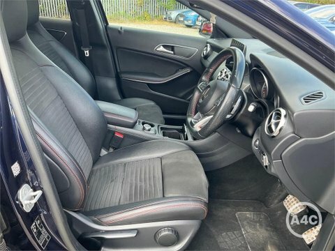 Mercedes-Benz GLA Class 2.1 Gla220d Amg Blue #4