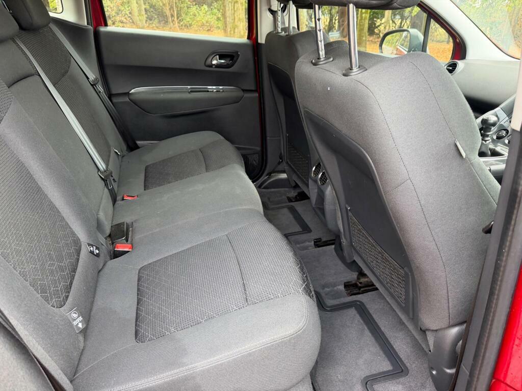 Peugeot 3008 1.6 Hdi Active 8X Services Grey #12
