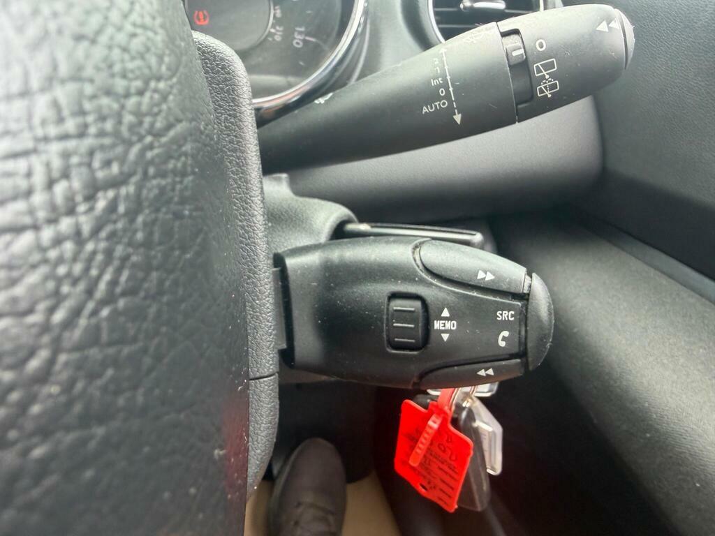 Peugeot 3008 1.6 Hdi Active 8X Services Grey #17
