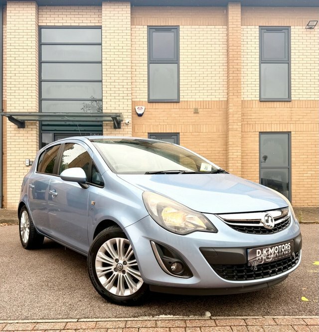 Vauxhall Corsa 1.4 16V Se Hatchback Wide Ratio Blue