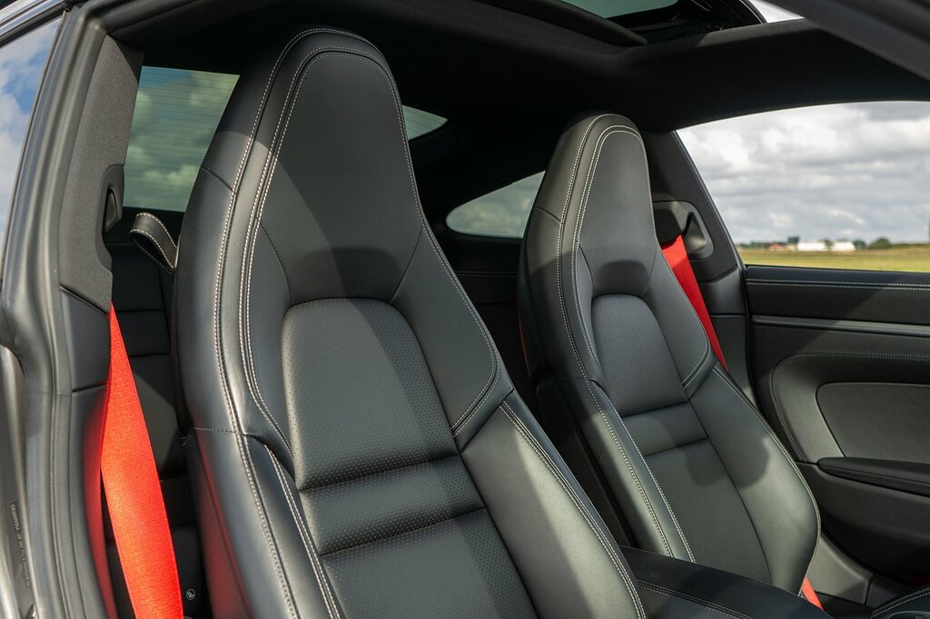 Porsche 911 T 992 Carrera 4S EN70ZDL Grey #4