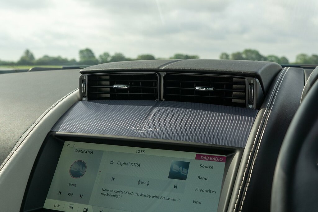 Jaguar F-Type I4 First Edition Black #32