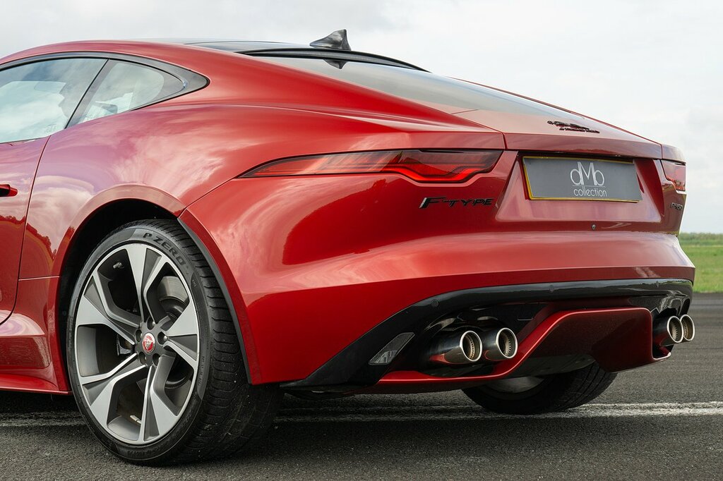 Jaguar F-Type I4 First Edition Black #24