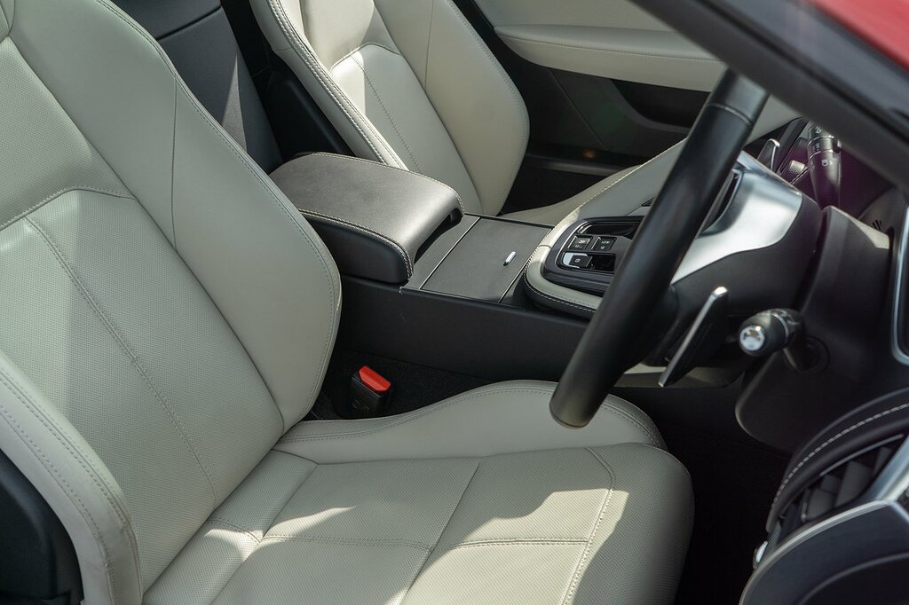 Jaguar F-Type I4 First Edition Black #26