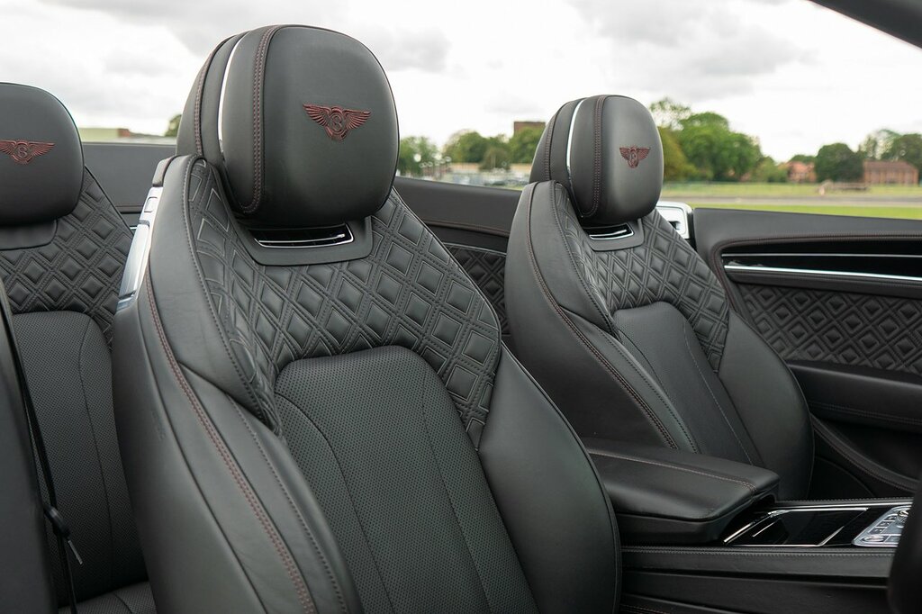 Bentley Continental Gt W12 Gtc White #2