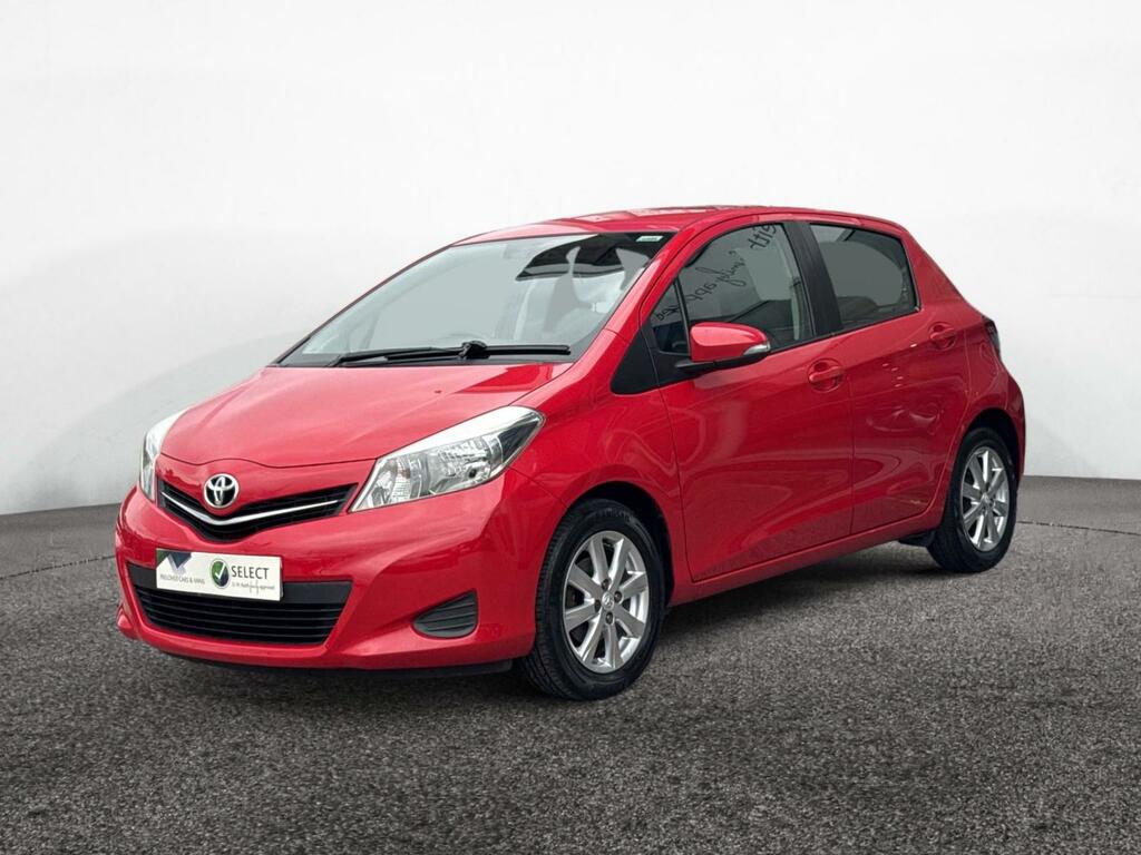 Toyota Yaris 1.33 Vvt-i Tr Red