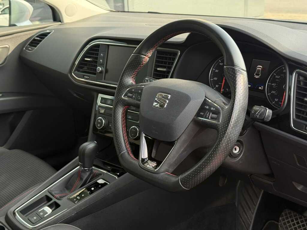 Seat Leon 2.0 Tsi 190 Fr Ez Dsg HN68CMZ Silver #2