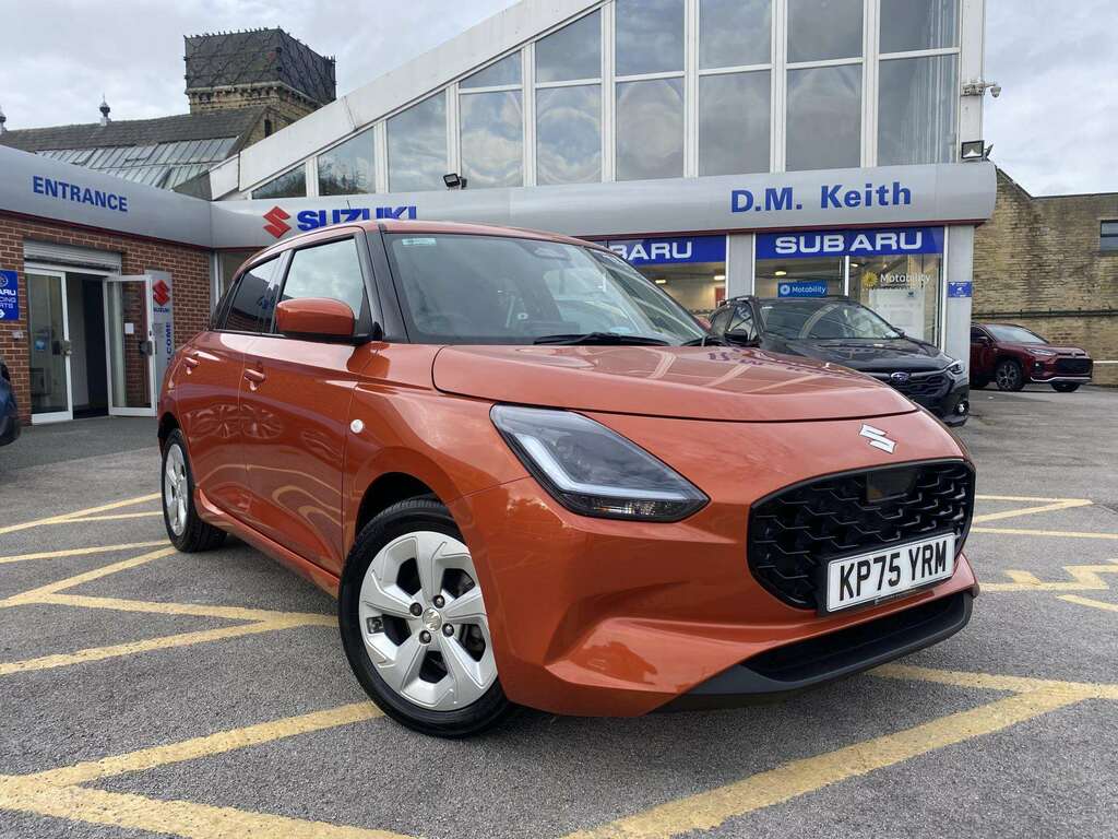 Suzuki Swift 1.2 Mild Hybrid Motion Cvt Orange