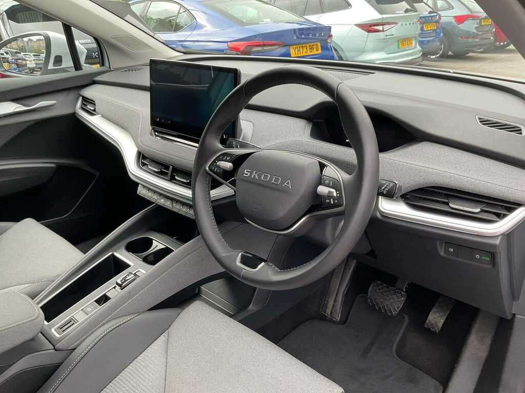 Skoda ENYAQ 150Kw 60 Se L 63Kwh White #6