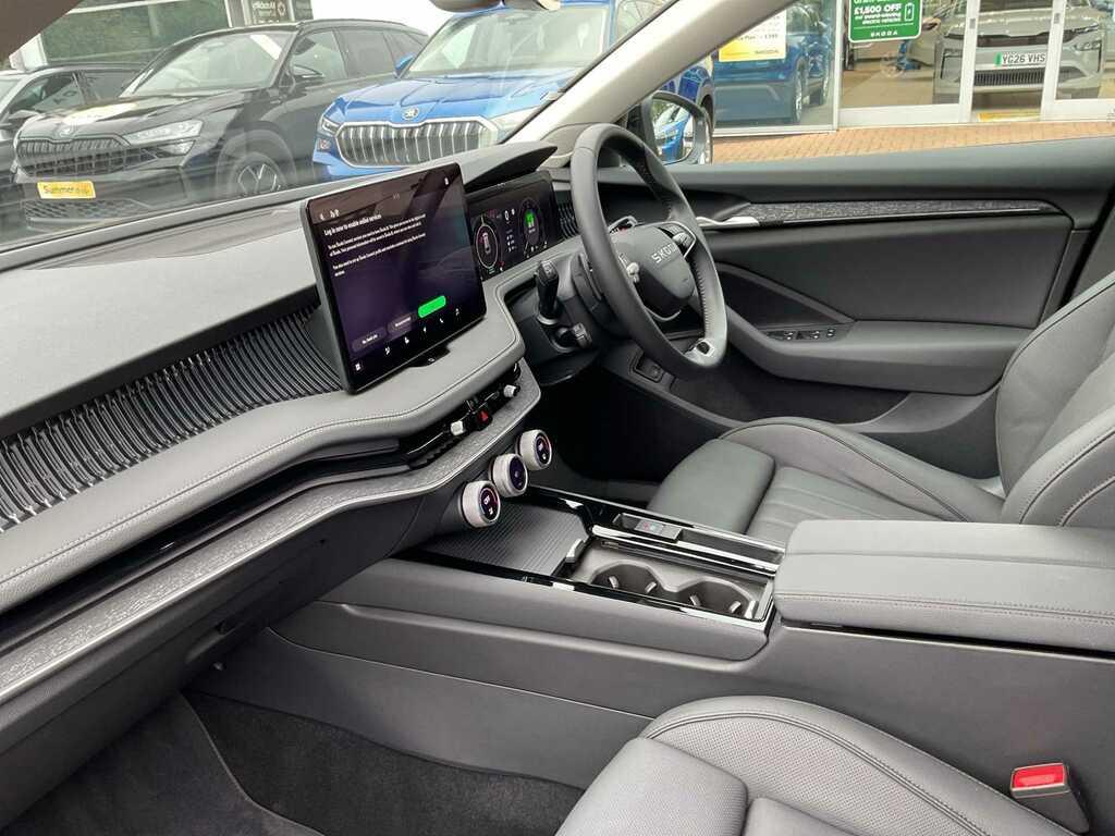 Skoda Superb 1.5 Tsi Iv Se L Dsg Black #2