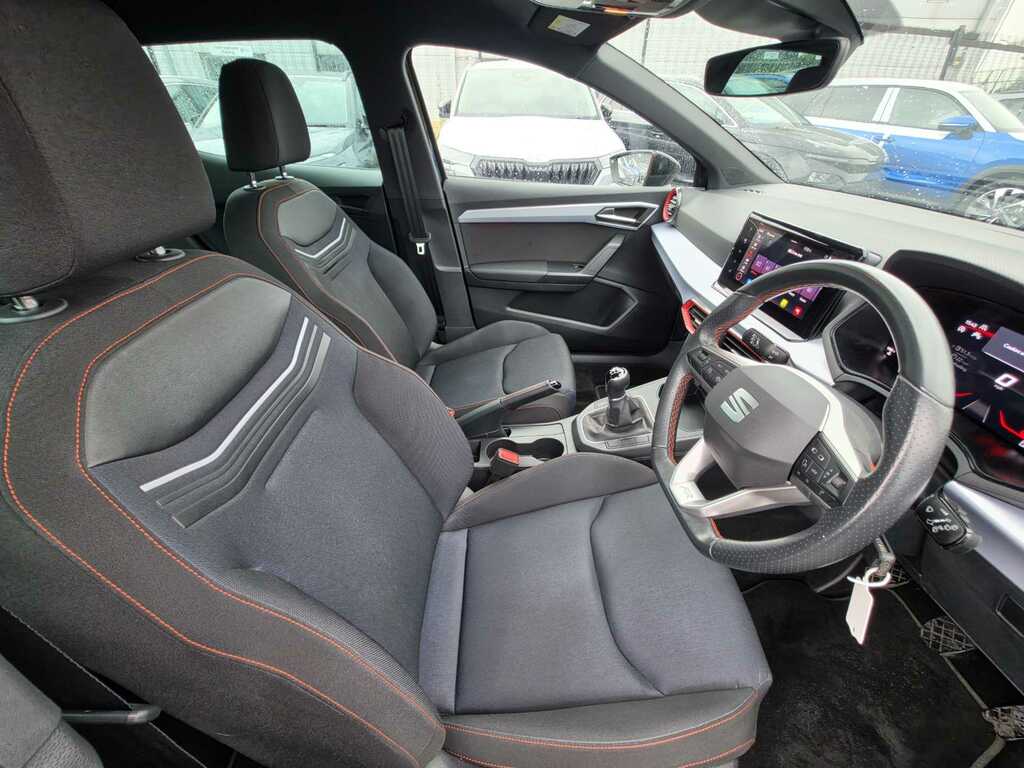 Seat Ibiza 1.0 Tsi 110 Fr FV73OBO Black #6