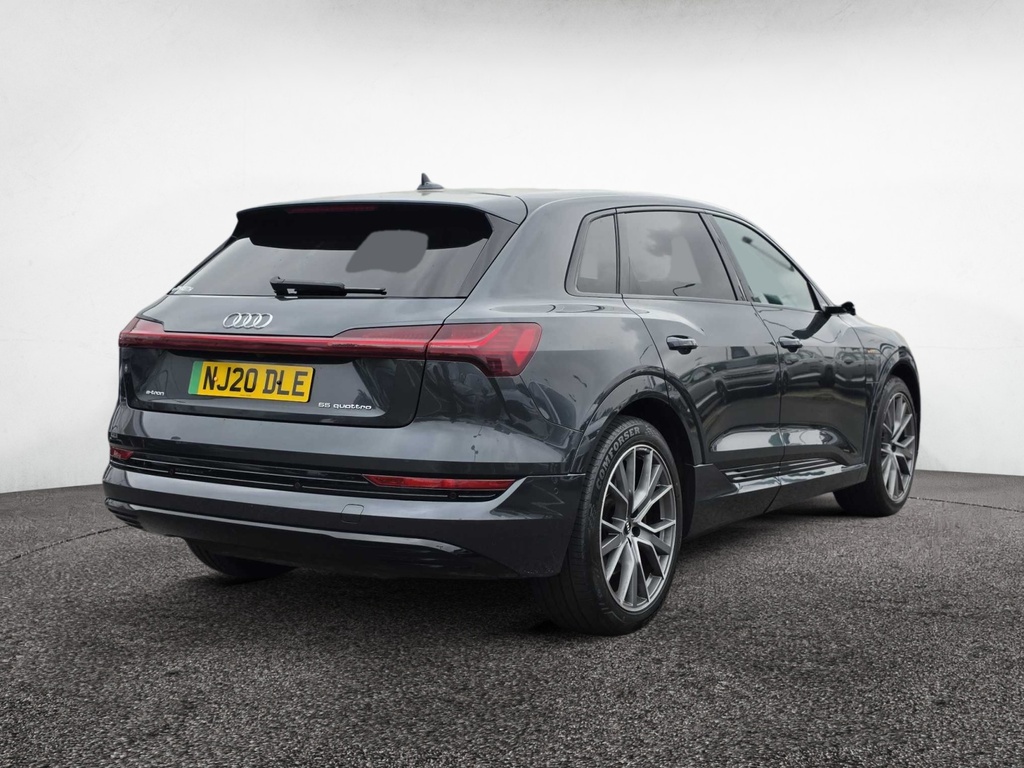 Audi E-tron 300Kw 55 Quattro 95Kwh Launch Edition Grey #3
