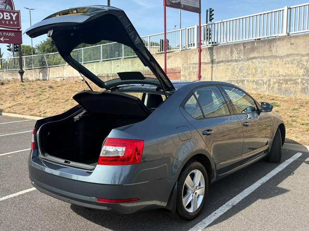 Skoda Octavia Octavia 1.5 Tsi Se L Dsg Silver #11