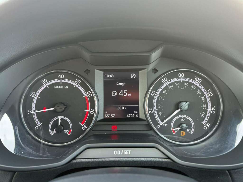 Skoda Octavia Octavia 1.5 Tsi Se L Dsg Silver #13