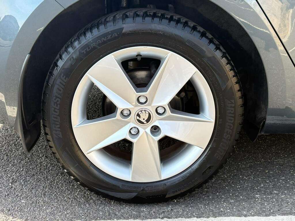 Skoda Octavia 1.5 Tsi Se Grey #6