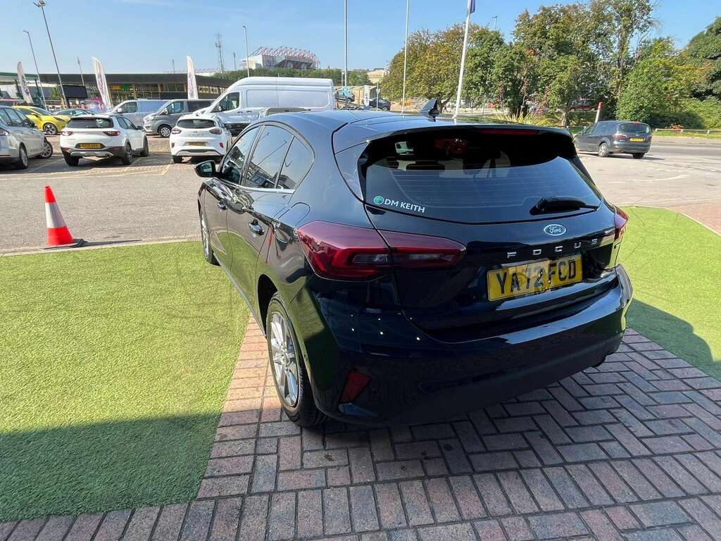Ford Focus 1.0 Ecoboost Hybrid Mhev Titanium Black #4