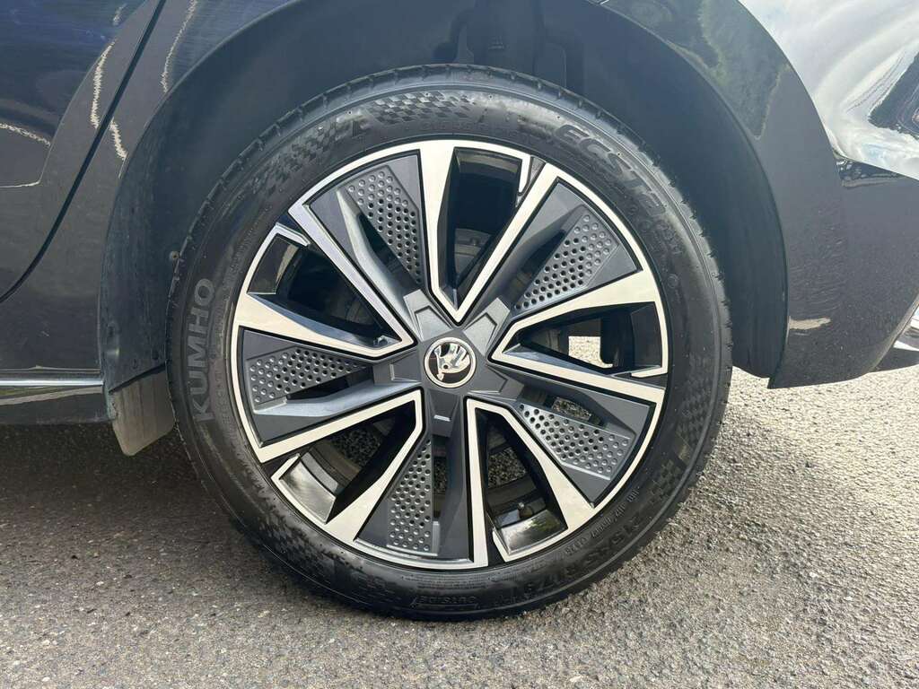 Skoda Fabia 1.0 Tsi 110 Monte Carlo Dsg Black #5