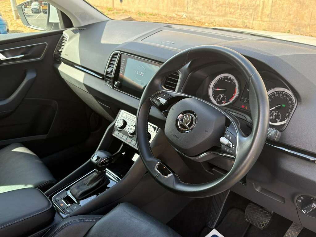 Skoda Karoq 1.5 Tsi Se L Dsg White #4
