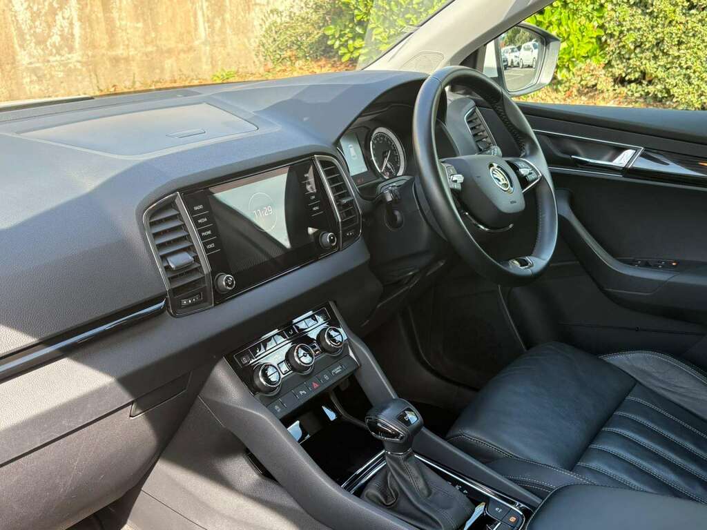Skoda Karoq 1.5 Tsi Se L Dsg White #2