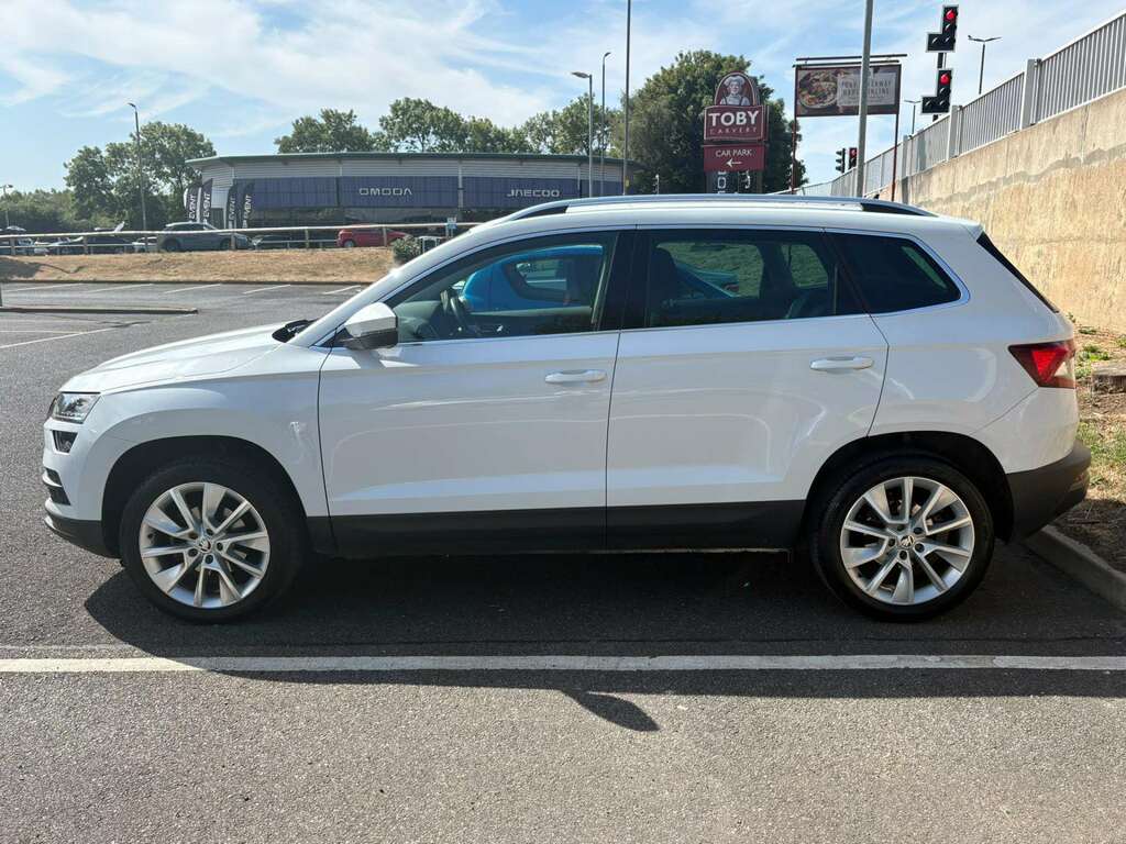 Skoda Karoq 1.0 Tsi 110 Se L White #11